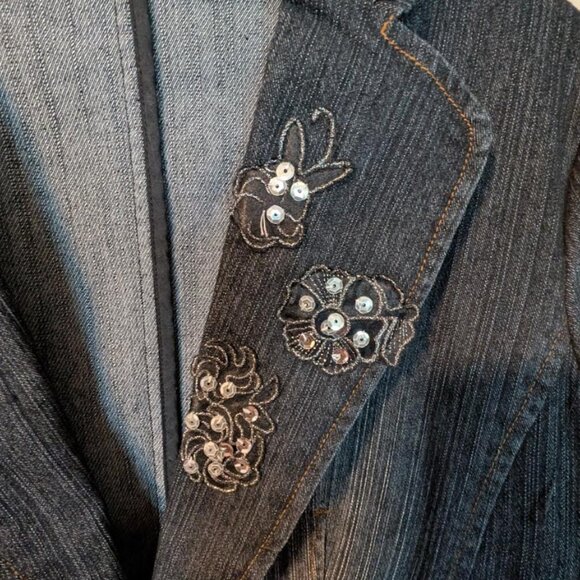 2/$35+$9.99ShipPanitti Fitted Stretch Sequin Deep Denim Blue Embroidered Jacket - Picture 11 of 12